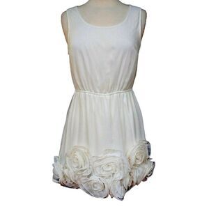 Ya Los Angeles Sz M White Organza Large Rosette Border Lined Dress Boutique NEW